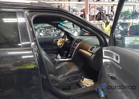 2013 Ford Explorer Xlt z USA, uszkodzony, nr VIN 1FM5K8D87DGC38676